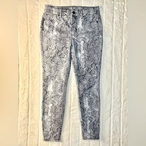 White House Black Market Skinny Ankle Jeans  Womens 4 High-Rise Snake‎ Print